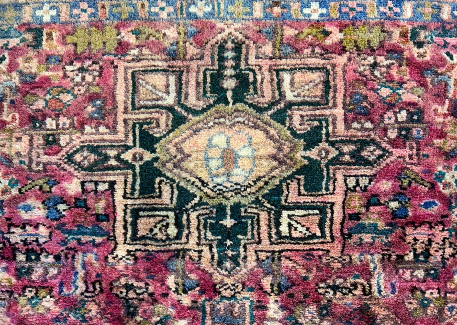 3'8"x4'10" Hand-Knotted 100% Wool Pile Herize Area Rug - Carpet