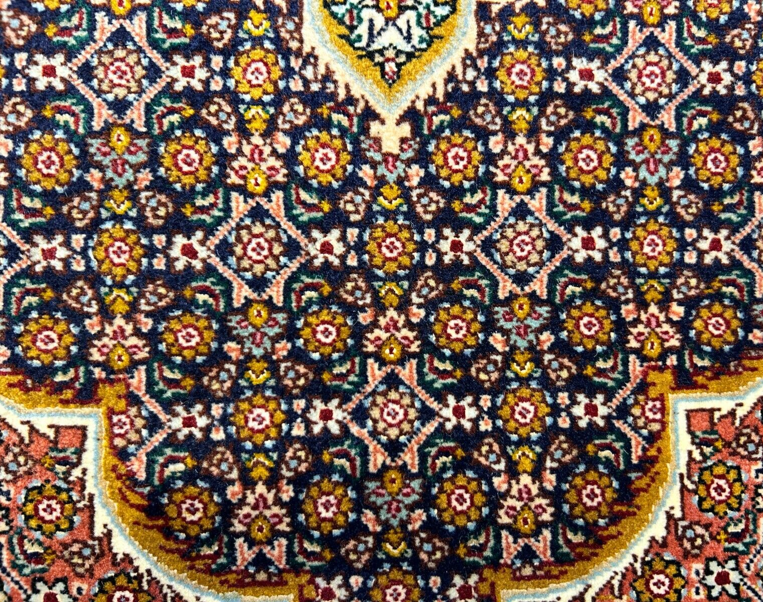 6'8"x10'1" Fine Hand-Knotted Wool & Silk Blend Tabrize Mahi Carpet - Area Rug