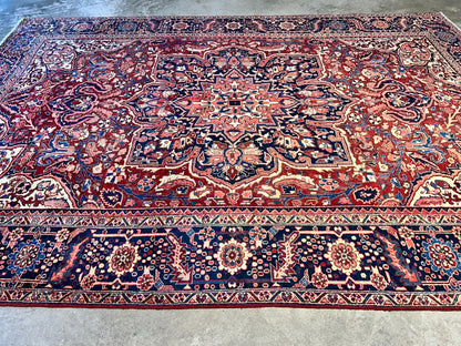 8'5"x11'9" Hand-Knotted 100% Wool Pile Herize Rug