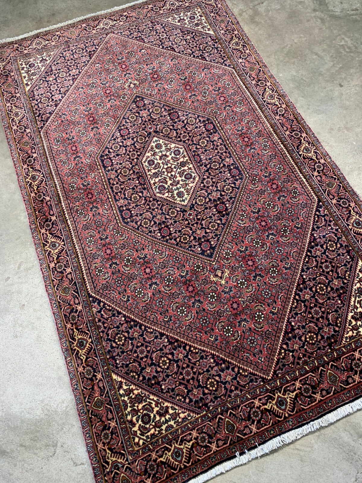 3'7"x6'1" Hand-Knotted 100% Wool Pile Bijare Carpet - Area Rug