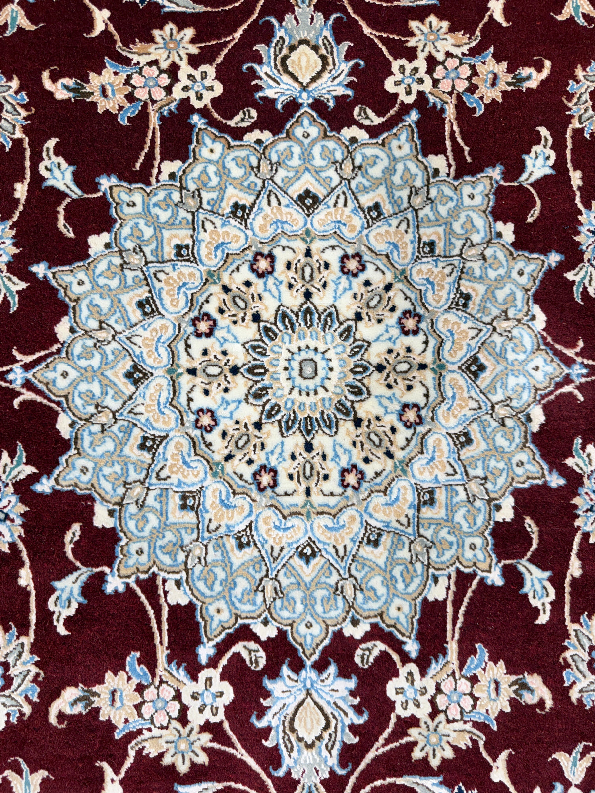 Hand-Knotted 6 La Persian Nain Rug - 4'1"x6'4"