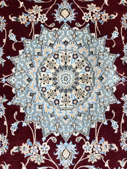 Hand-Knotted 6 La Persian Nain Rug - 4'1"x6'4"