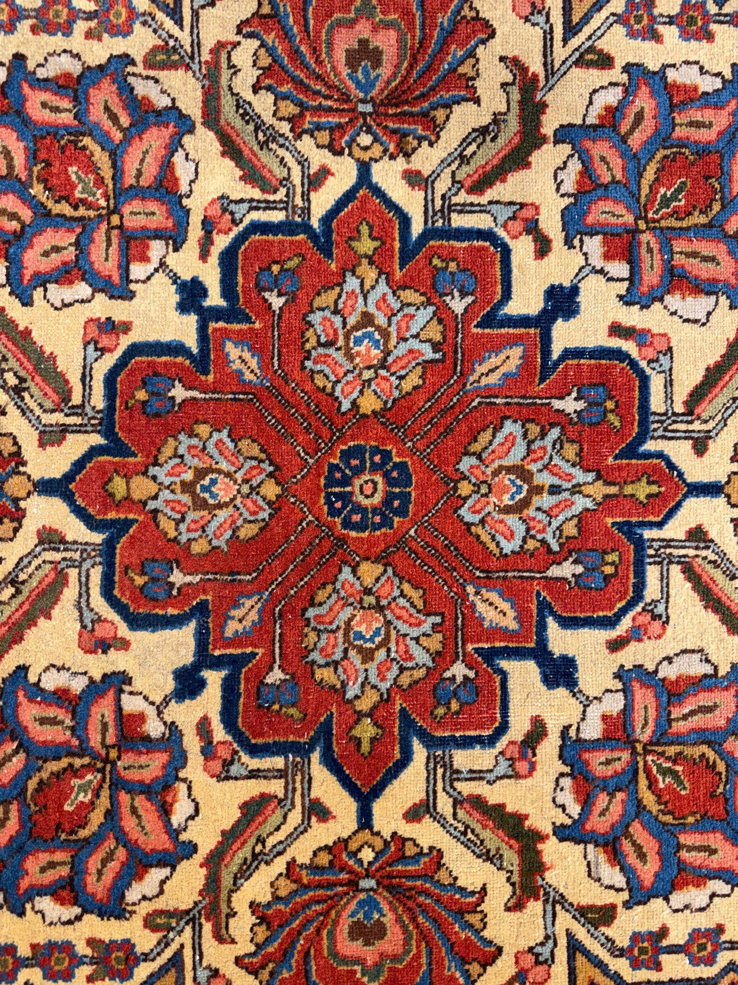 Hand-Knotted Persian Heriz Rug - 7’9”x11’6”