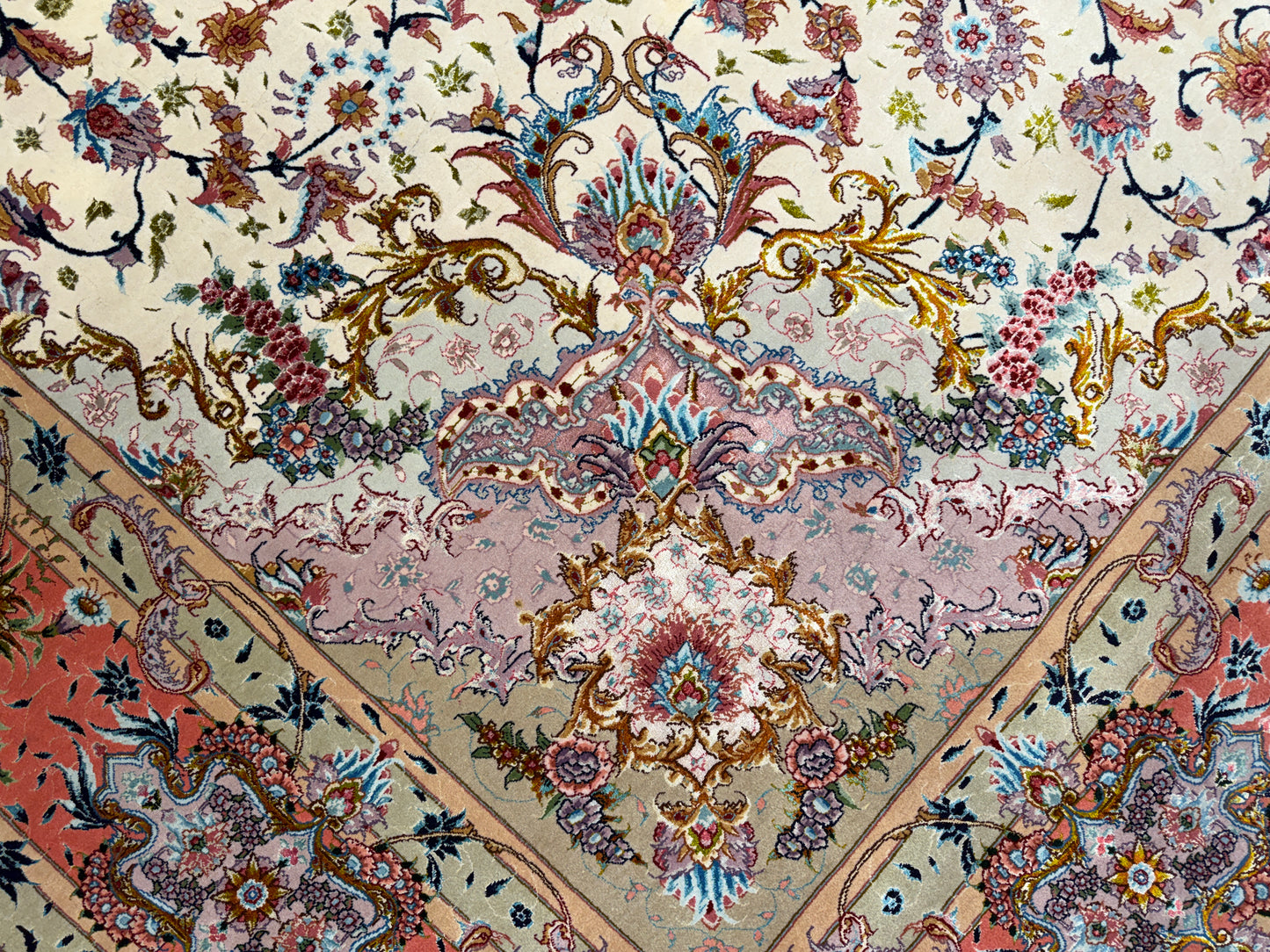 Hand-Knotted 70 Raj Persian Tabriz Rug - Signed - 9’8”x13’9”