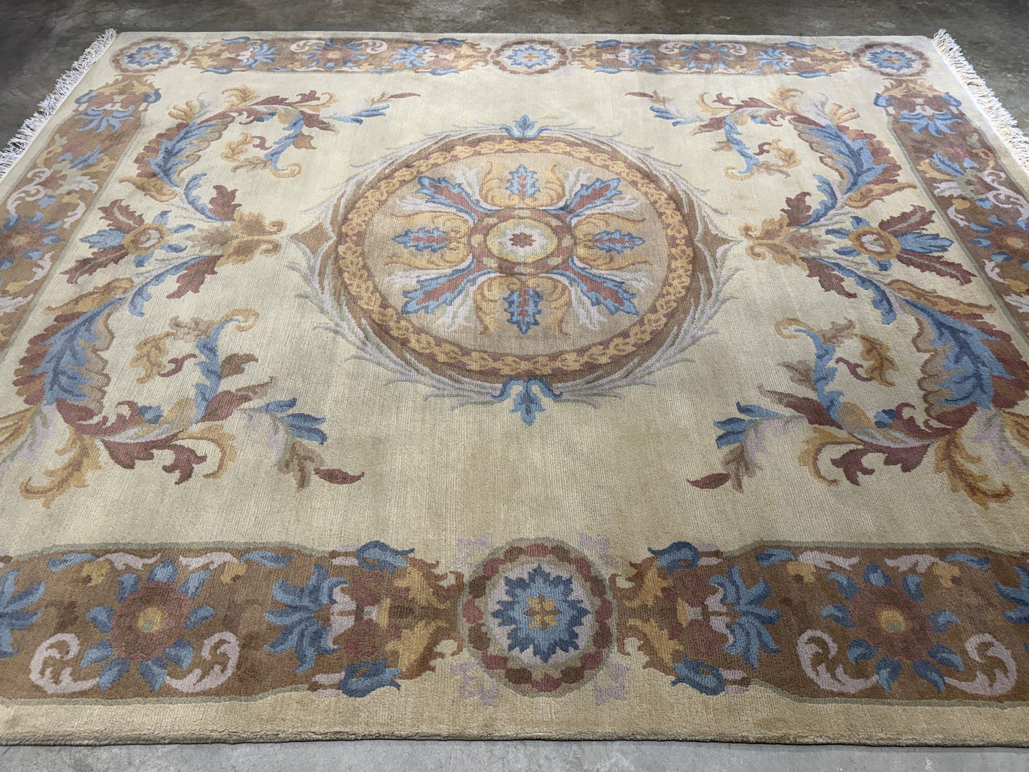 8’x9’10” Hand-Knotted Wool Aubusson Area Rug