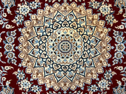 Hand-Knotted 6 La Persian Nain Rug - 4'5"x6'11"