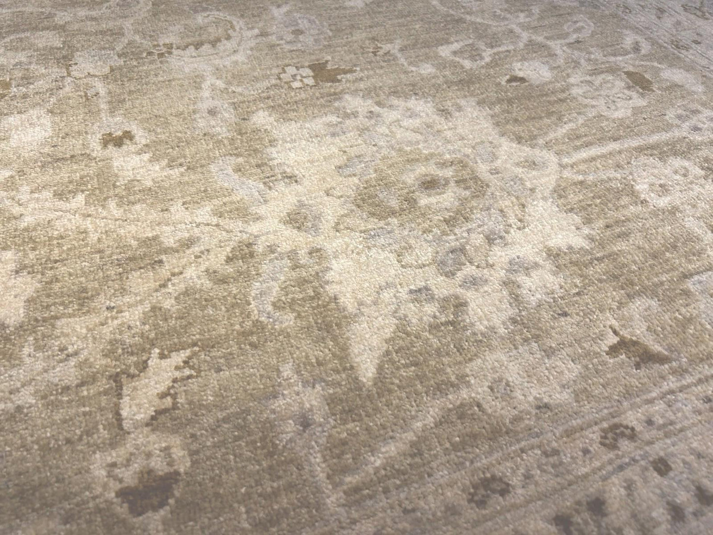 7’9”x10’10” Hand-Knotted Wool Oushak All-over Area Rug