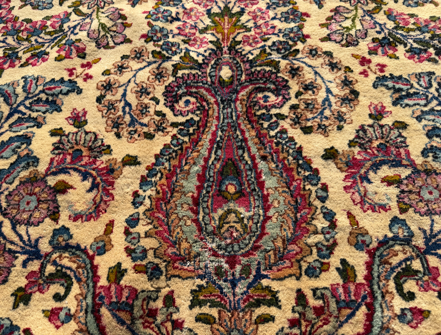 9’10”x17’6” Antique Hand-Knotted Lavar Kerman Persian Area Rug