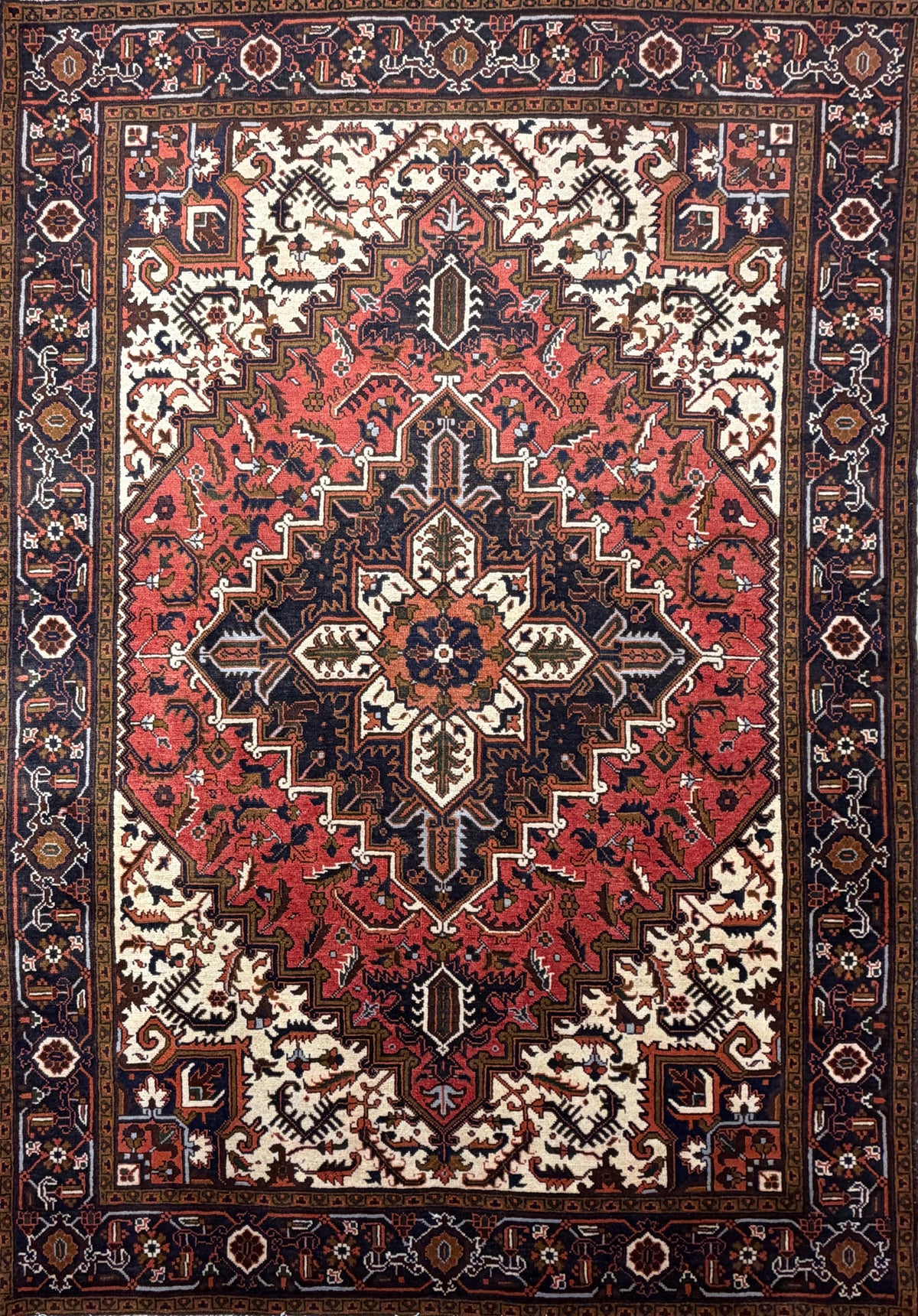 Hand-Knotted Persian Heriz Rug - 6'10"x9'7"