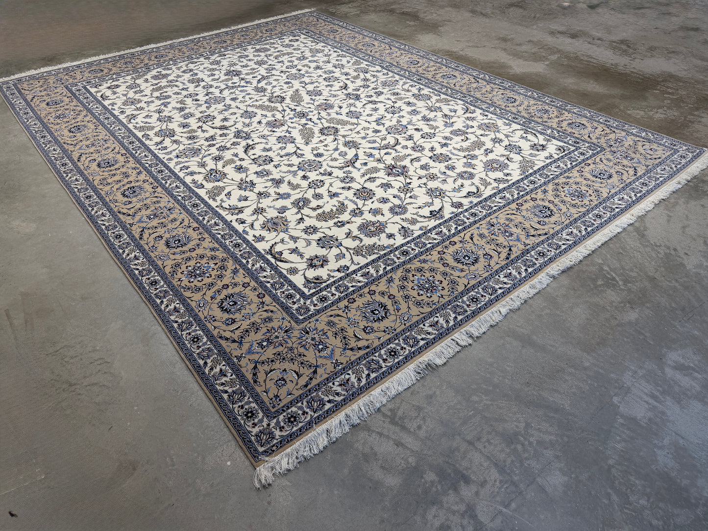 9’10”x12’11” Very Fine Hand-Knotted Persian Nain Signed Area Rug