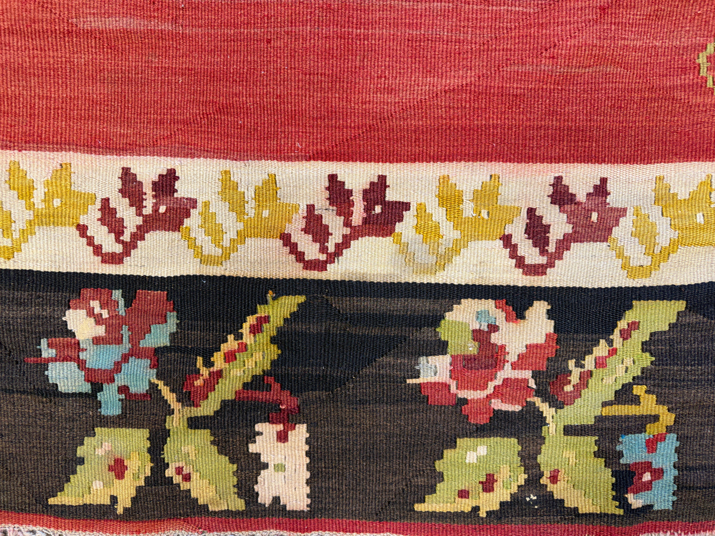 Antique Flatweave Aubusson Rug - 8’x10’