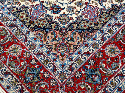 Hand-Knotted Persian Isfahan Rug - 6'9"x10'1"