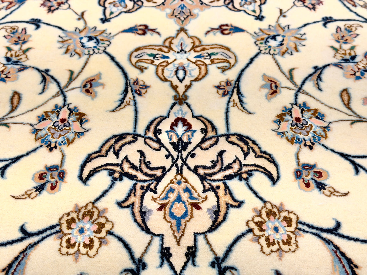 Hand-Knotted 6 La Persian Nain Rug - 5’3”x8’8”