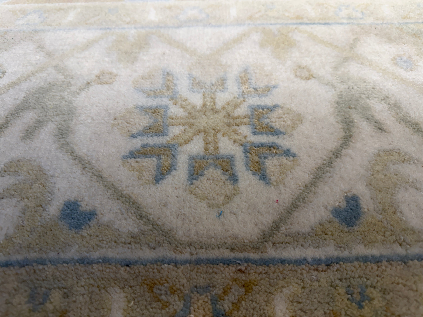 7’10”x10’ Hand-Knotted Wool Oushak Area Rug