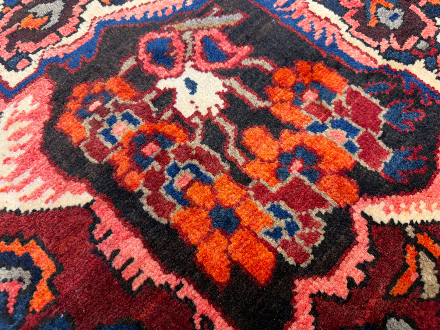 10’2”x13’ Hand-Knotted Persian Bakhtiari Area Rug