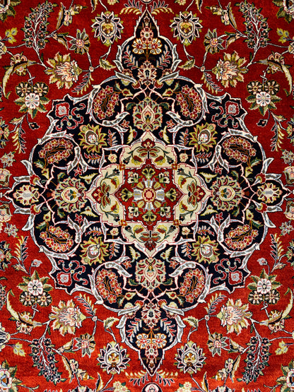 Hand-Knotted 100% Silk Persian Kashan Rug - 6'10"x9'9"