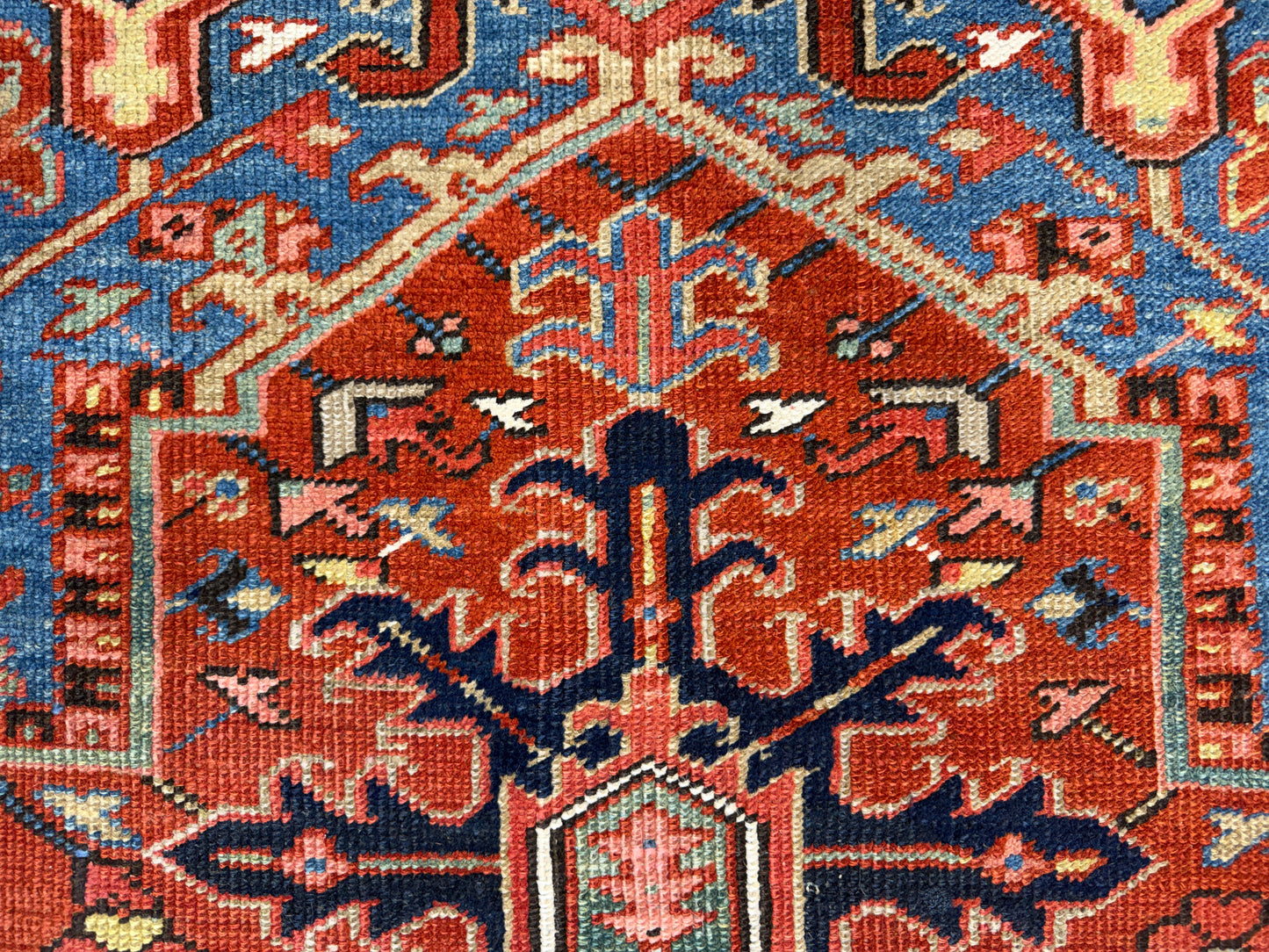 Hand-Knotted Persian Heriz Serapi Rug - 8’1”x10’5”
