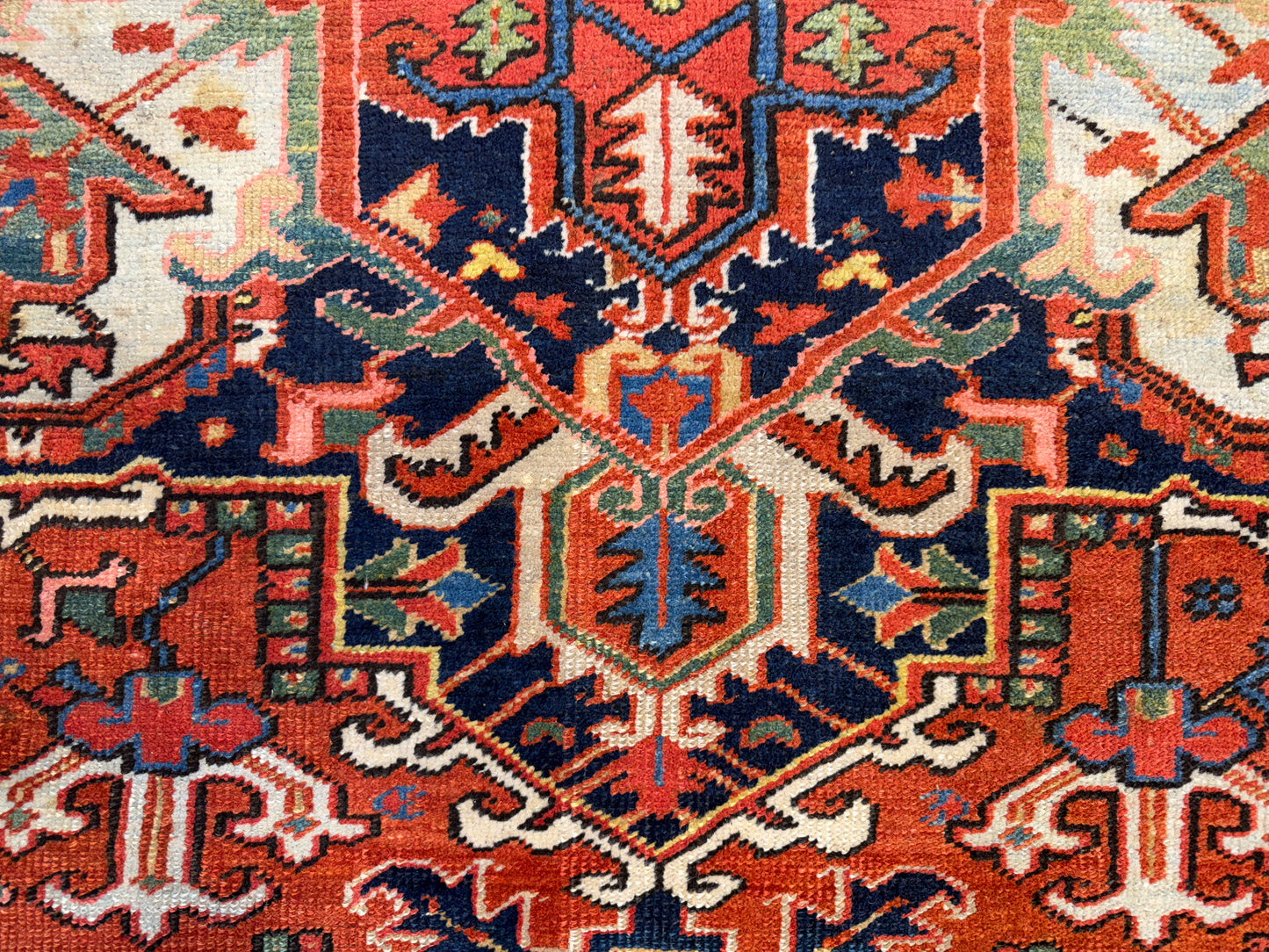 Hand-Knotted Persian Heriz Serapi Rug - 8’1”x10’5”