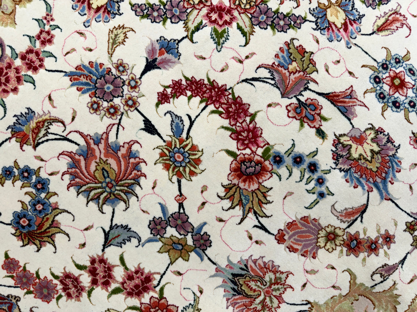 9’9”x13’3” Fine Hand-Knotted Persian Tabriz Signed Area Rug