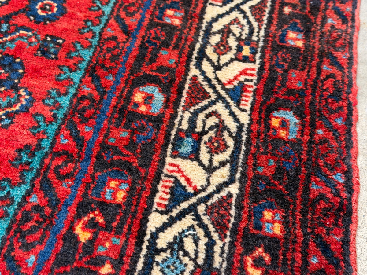 Hand-Knotted Persian Hamadan Rug - 4’4”x6’9”