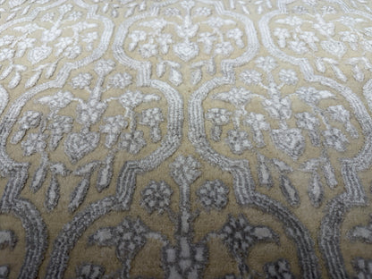 7’9”x10’ Hand-Knotted Carved Wool & Silk All-Over Area Rug