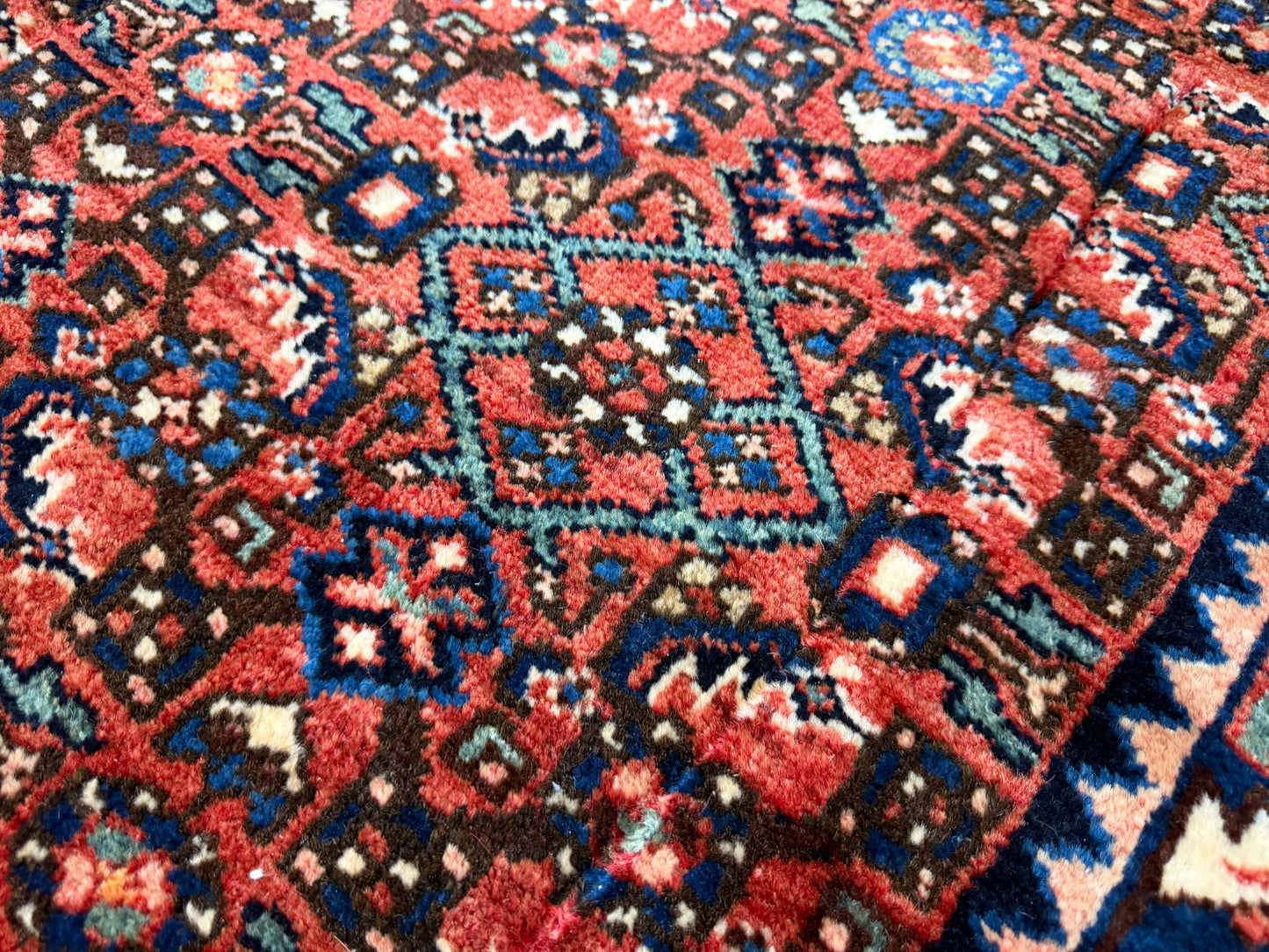 Hand-Knotted Persian Hamadan Rug - 10’6”x17’2”