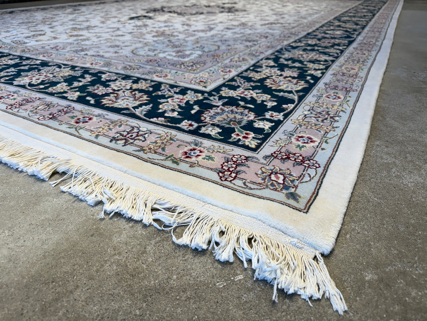 10’x13’8” Hand-Knotted Oriental IndoKashan Area Rug