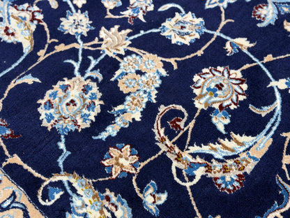 Hand-Knotted Persian Nain 9 La Rug - 6'5"x10'1"