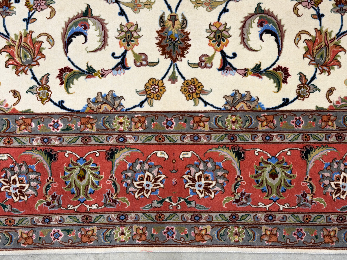 Hand-Knotted 60 Raj Persian Tabriz Rug - 6'9"x8'1"
