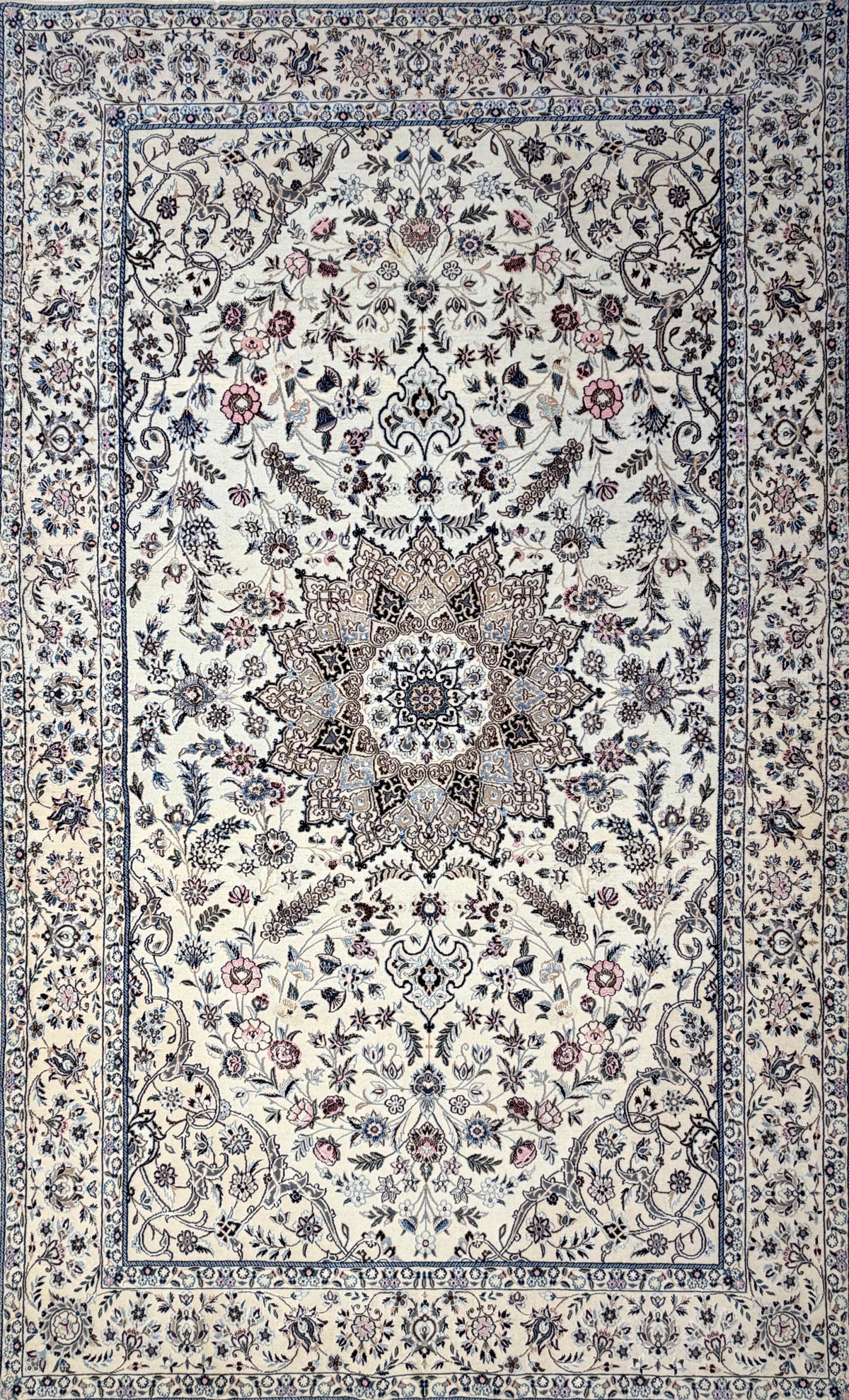 Hand-Knotted 6 La Persian Nain Rug - 4'3"x6'10"