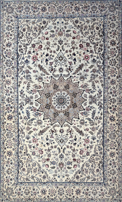 Hand-Knotted 6 La Persian Nain Rug - 4'3"x6'10"