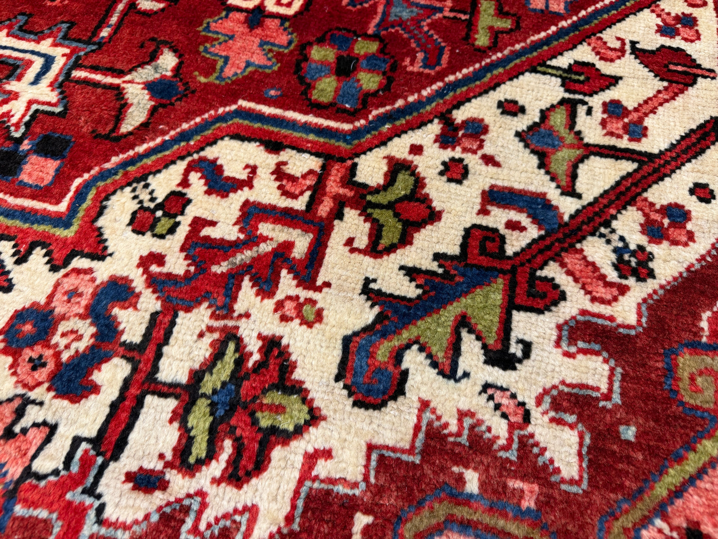 Hand-Knotted Persian Heriz Rug - 7’9”x9’6”