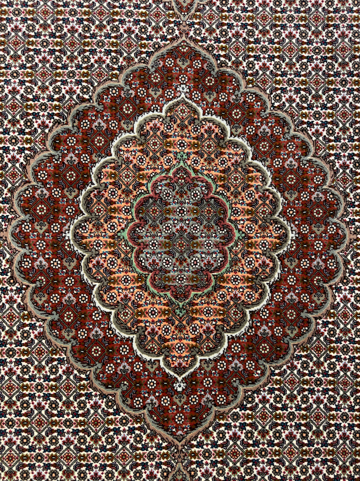 Hand-Knotted Persian Tabriz Mahi  Rug - 5'1"x6'10"