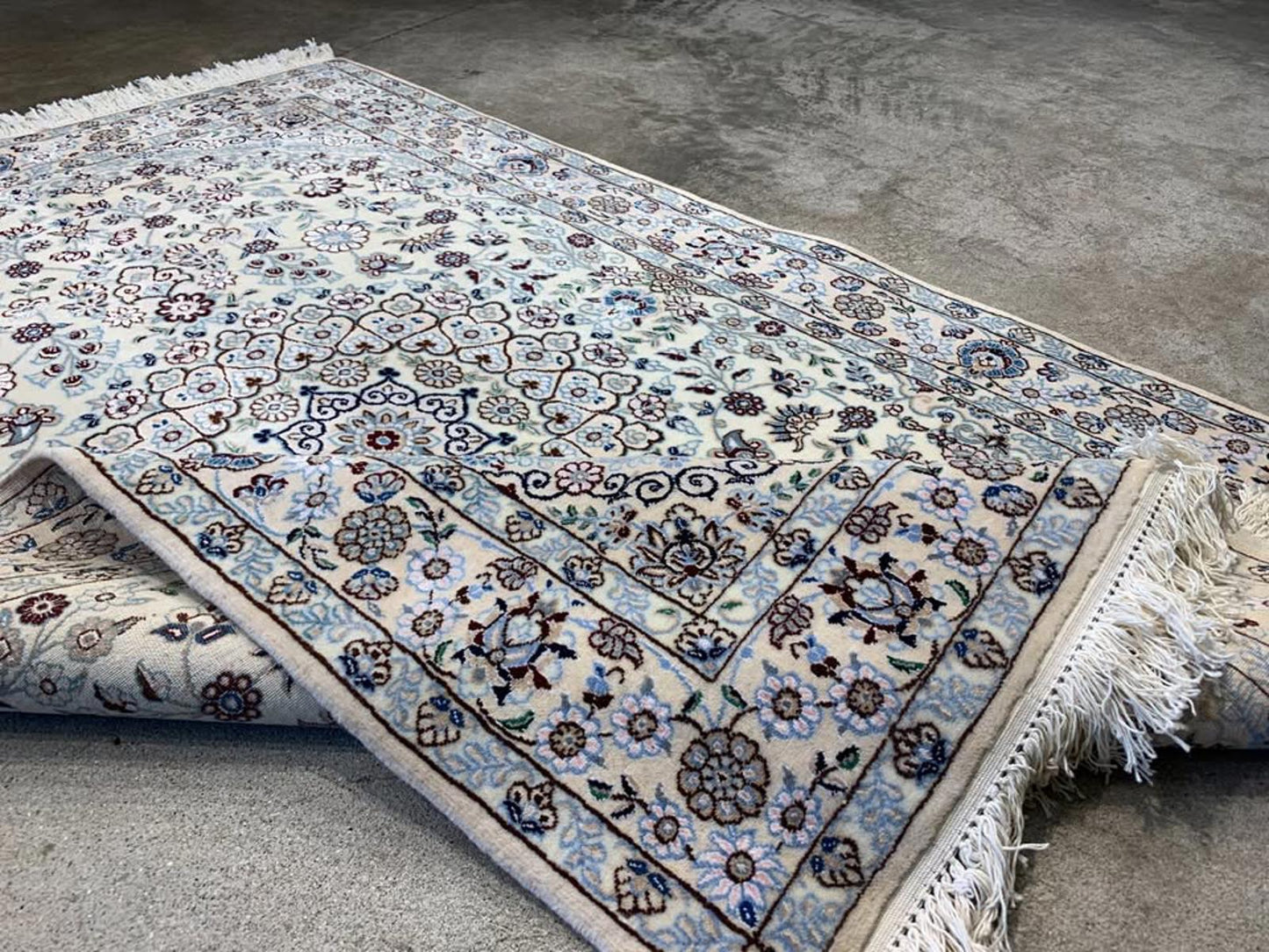 3'2"x4'7" Very Fine Handmade Wool & Silk  Persian Nain Rug