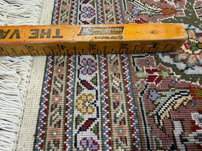 Hand-Knotted Persian Tabriz Mahi Rug - 4'9"x6'7"