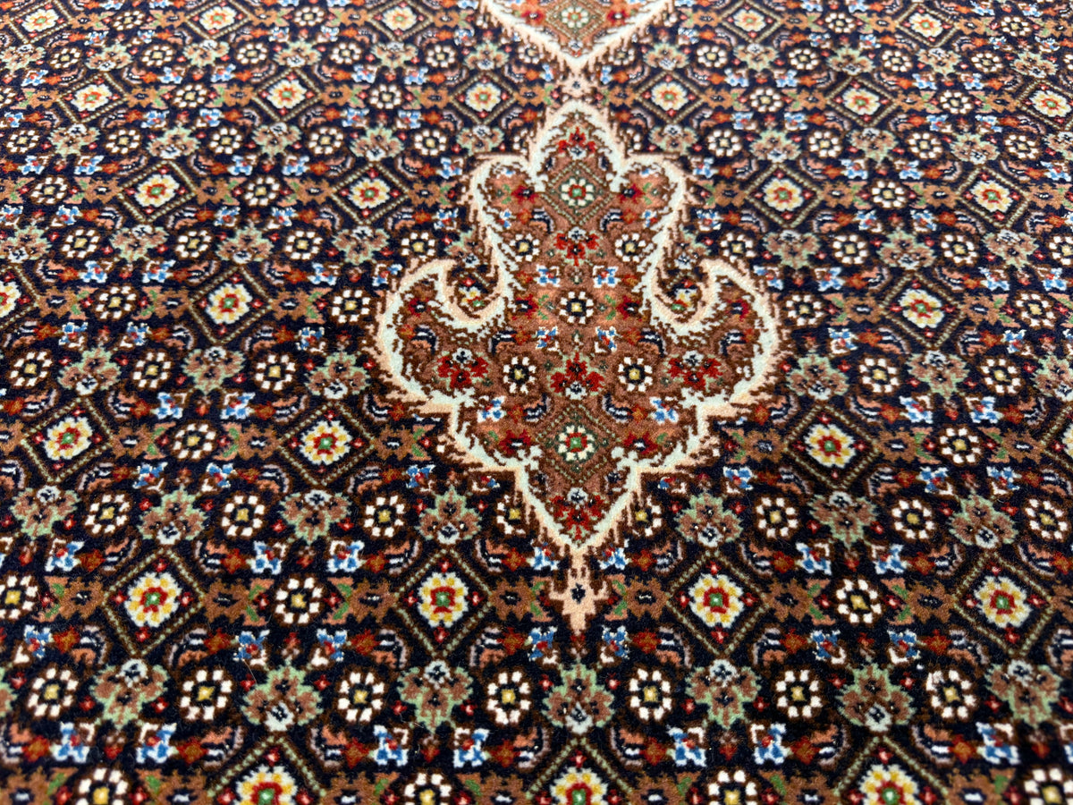 Hand-Knotted Persian Tabriz Mahi Rug - 5'1"x7'2"