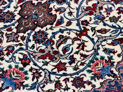 Hand-Knotted Persian Isfahan Rug - 5’3”x8’1”