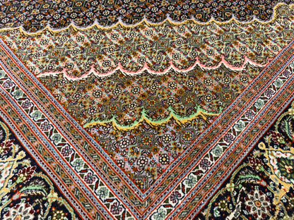 Hand-Knotted Persian Tabriz Mahi Rug - 4'10"x6'4"