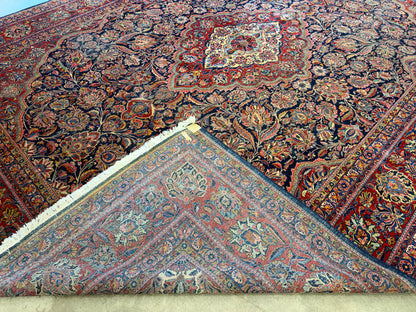 10’x13’7” Very Fine Antique Hand-Knotted Persian Kashan Area Rug