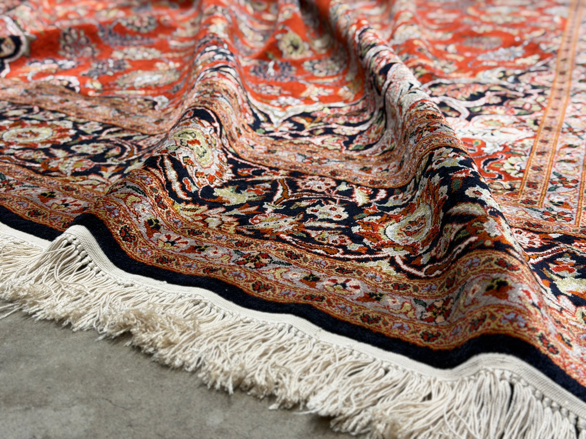 Hand-Knotted 100% Silk Persian Kashan Rug - 6'10"x9'9"