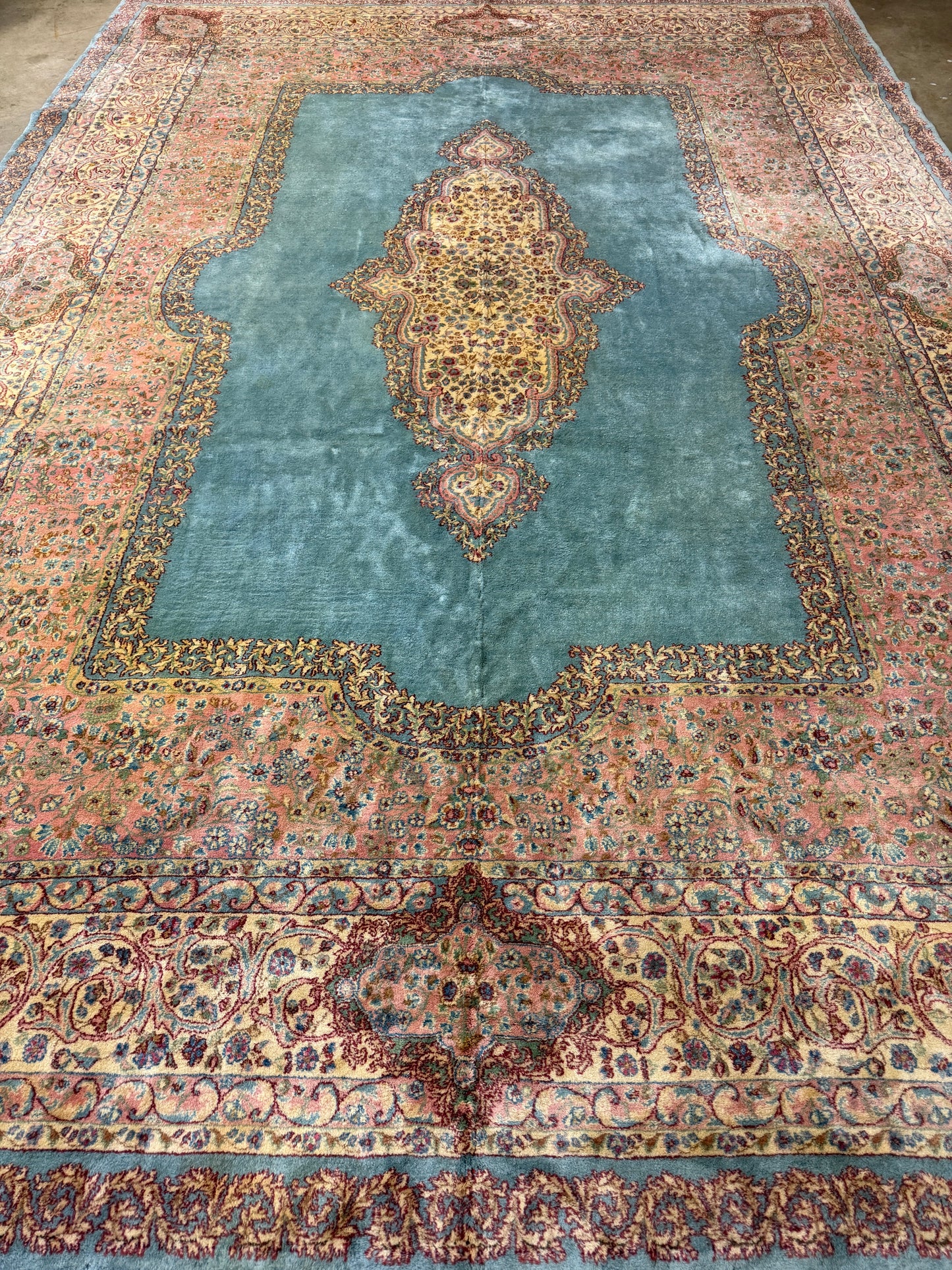 9’10”x14’5” Hand-Knotted Persian Kerman Rug
