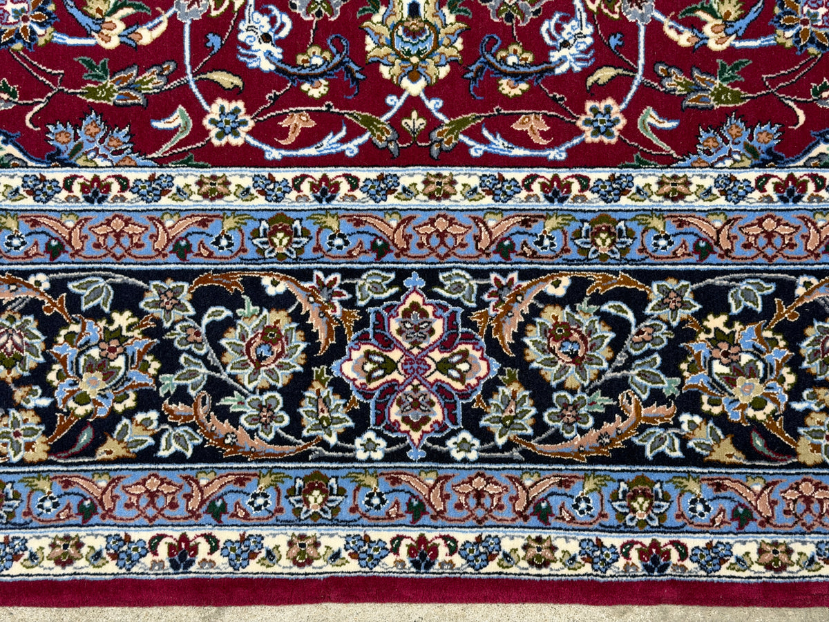 Hand-Knotted Persian Isfahan Rug - 5’1”x8’