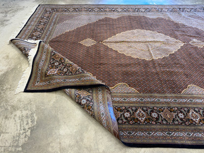9’8”x12’10” Fine Hand-Knotted Persian Tabriz Mahi Area Rug