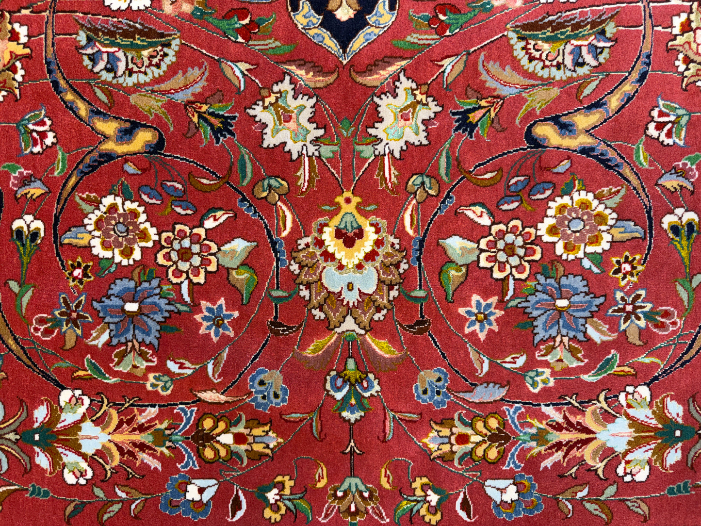9’8”x13’4” Very Fine Hand-Knotted Persian Tabriz 80 Raj Signed Gharabaghi Area Rug