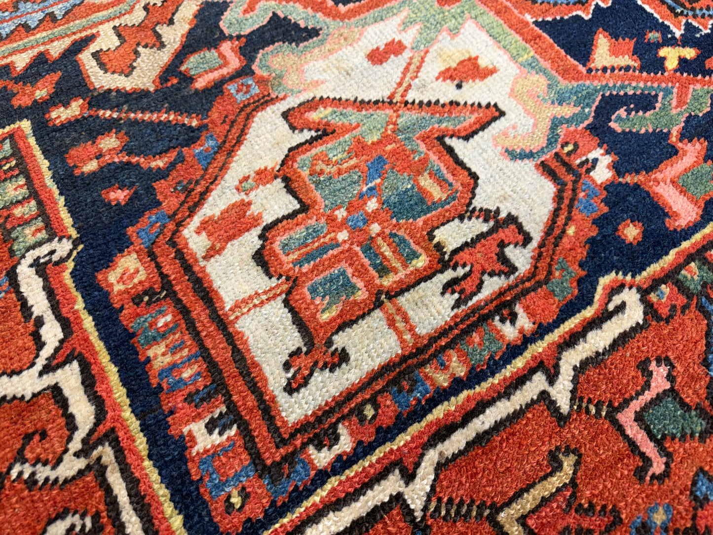 Hand-Knotted Persian Heriz Serapi Rug - 8’1”x10’5”