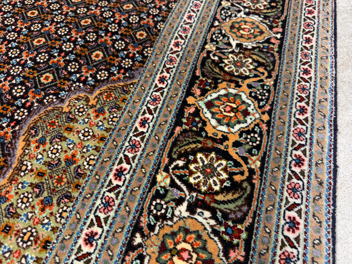 Hand-Knotted Persian Tabriz Mahi Rug - 5'x6'10"