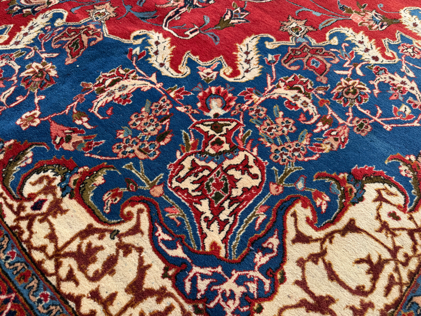 Hand-Knotted Persian Isfahan Rug - 13’9”x18’2”