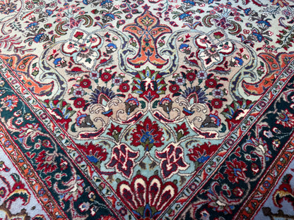 9’11”x13’5” Hand-Knotted Fine Wool Persian Kashan Area Rug