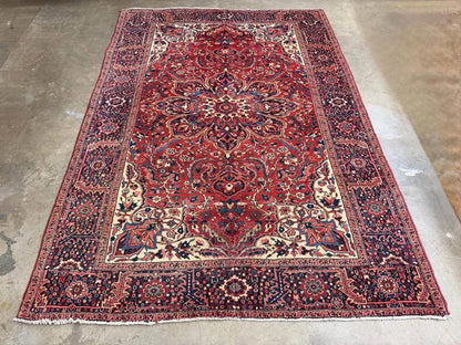 8’7”x12’6” Vintage Handmade Bakhtiari Rug