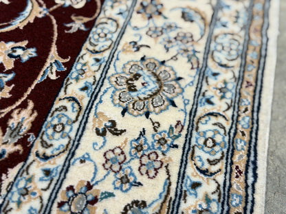 Hand-Knotted 6 La Persian Nain Rug - 4'1"x6'4"
